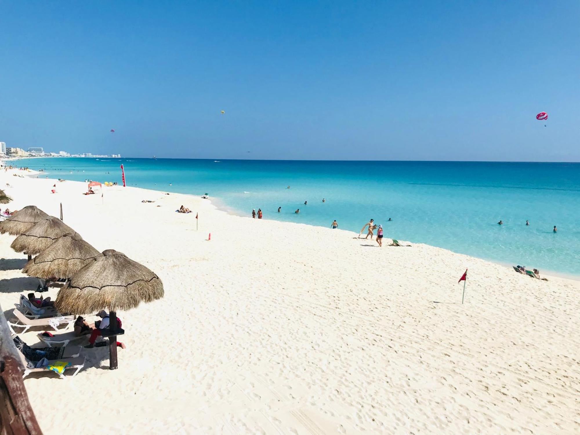 Ova Apartments Cancún Exteriör bild