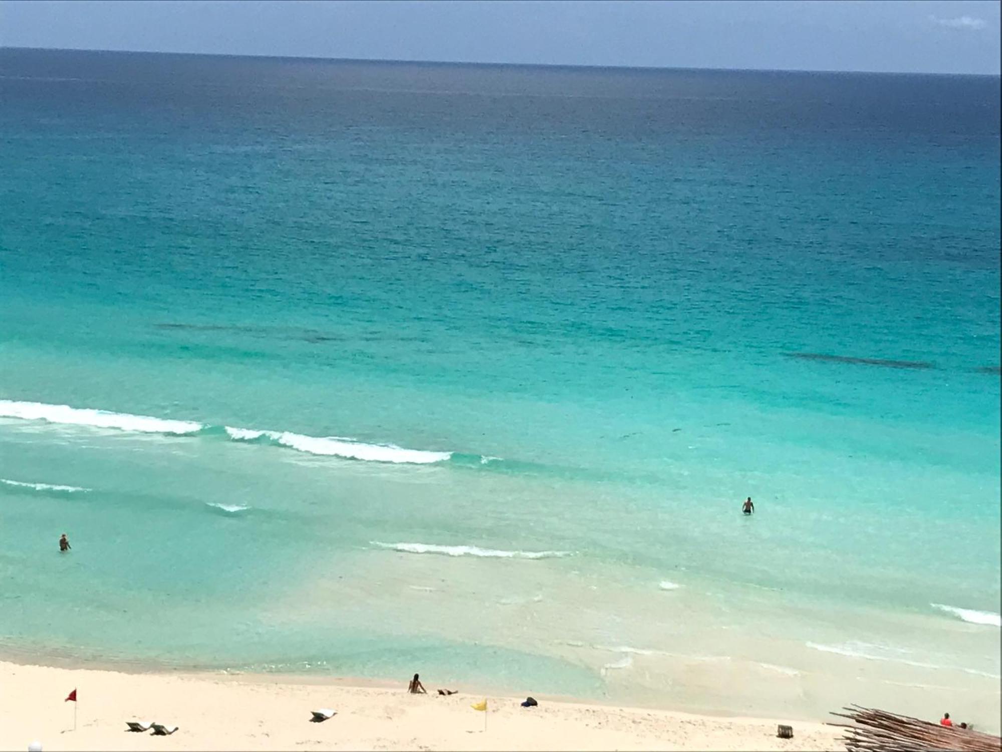 Ova Apartments Cancún Exteriör bild