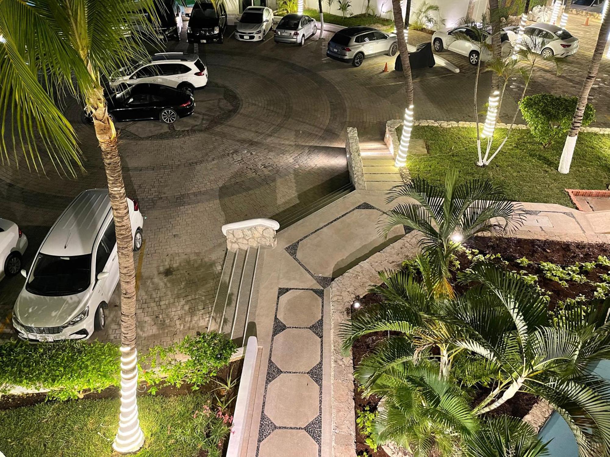 Ova Apartments Cancún Exteriör bild