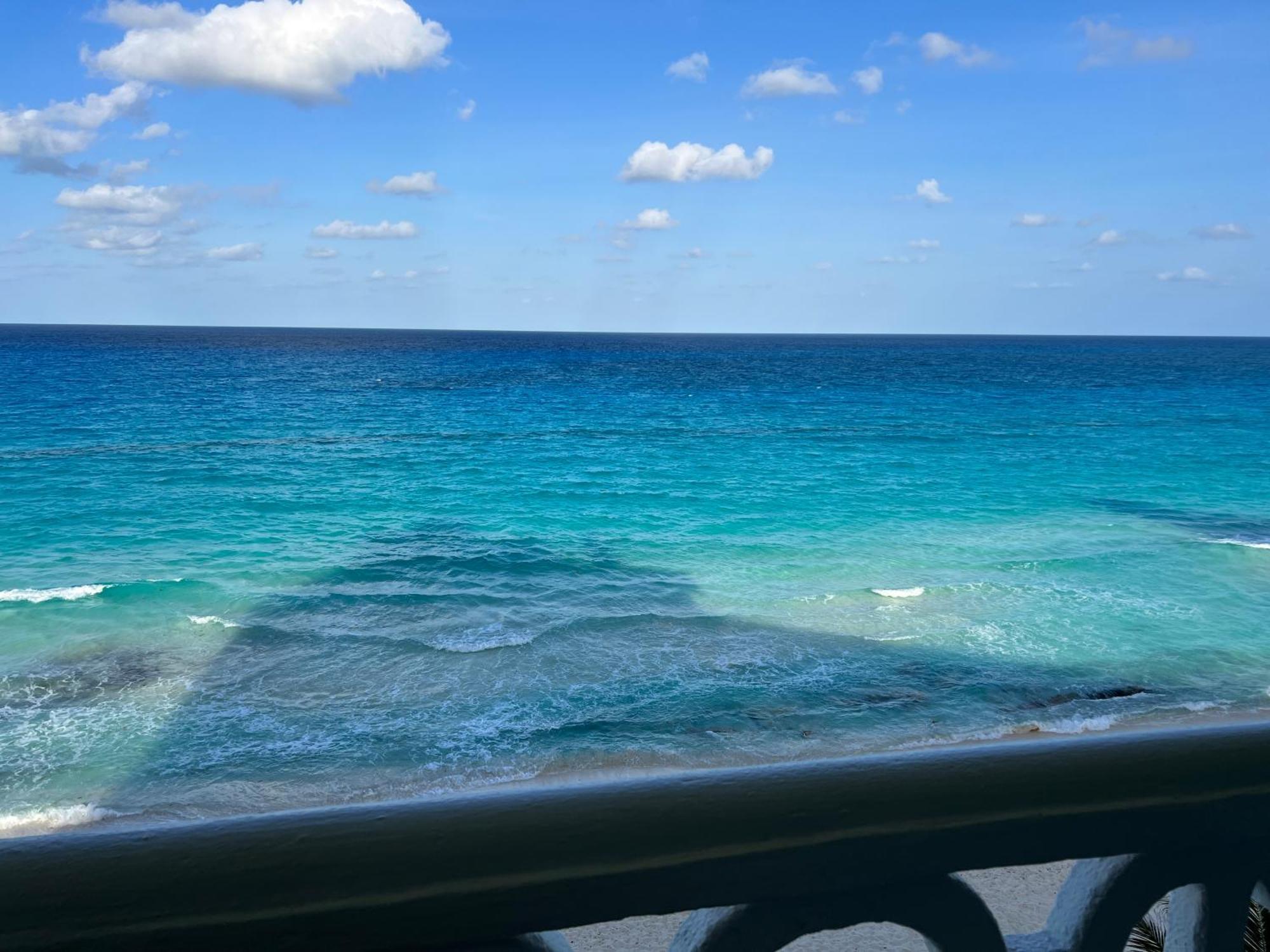 Ova Apartments Cancún Exteriör bild
