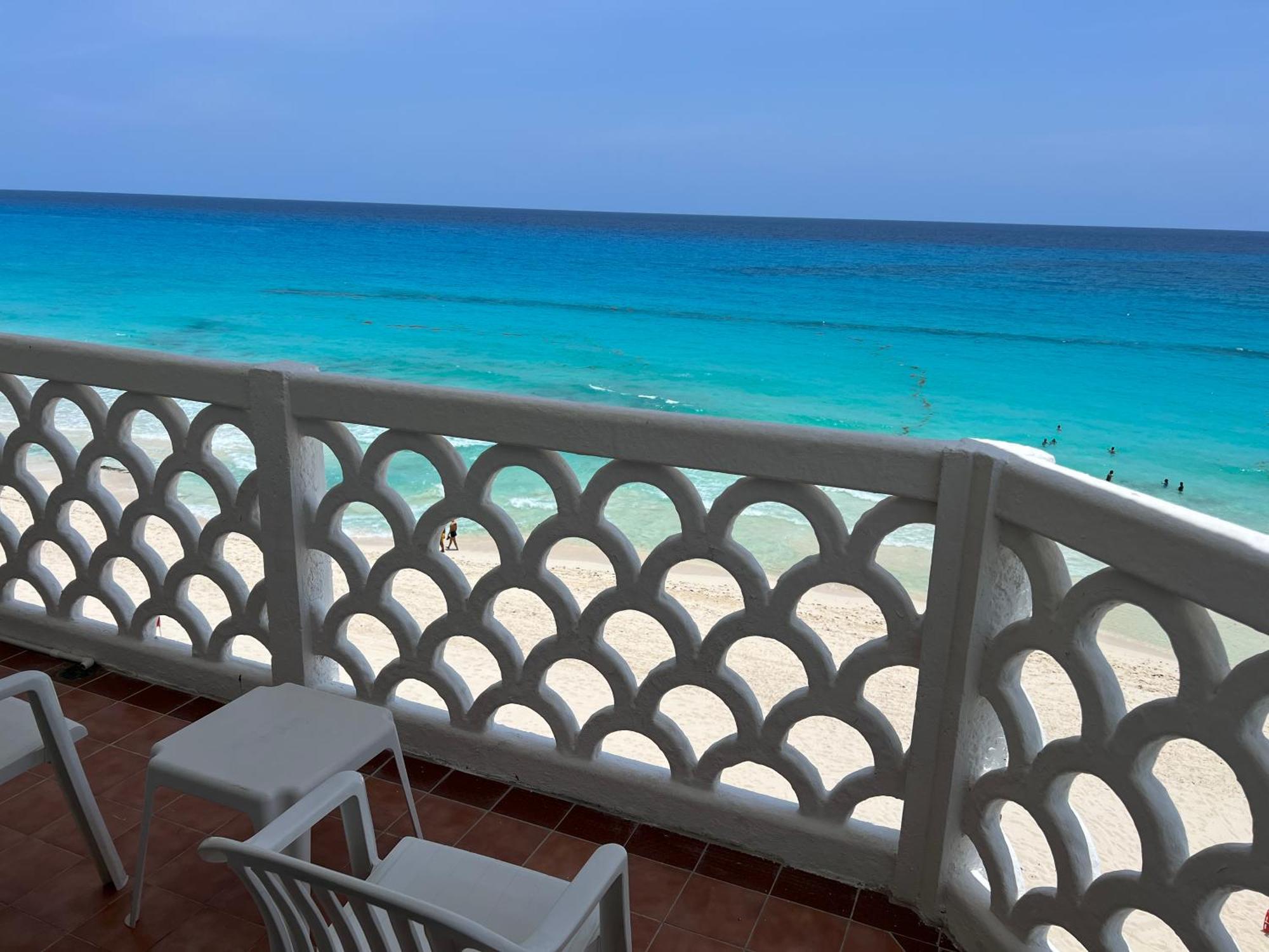 Ova Apartments Cancún Exteriör bild