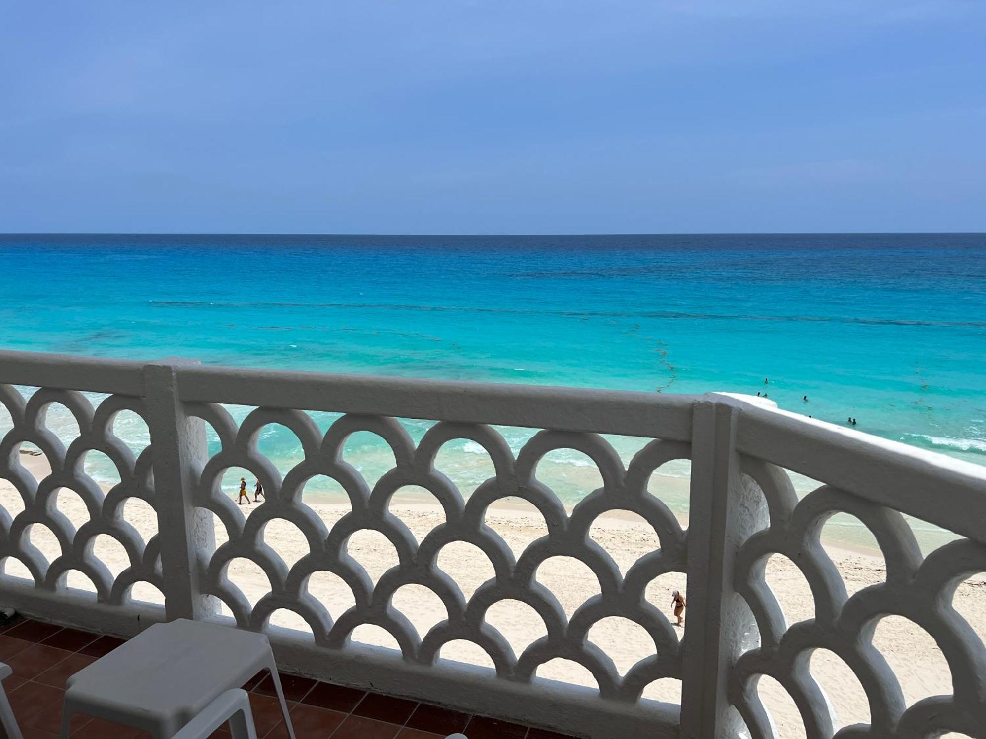 Ova Apartments Cancún Exteriör bild